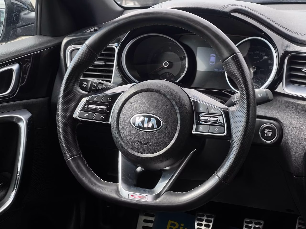Kia ProCeed фото 13