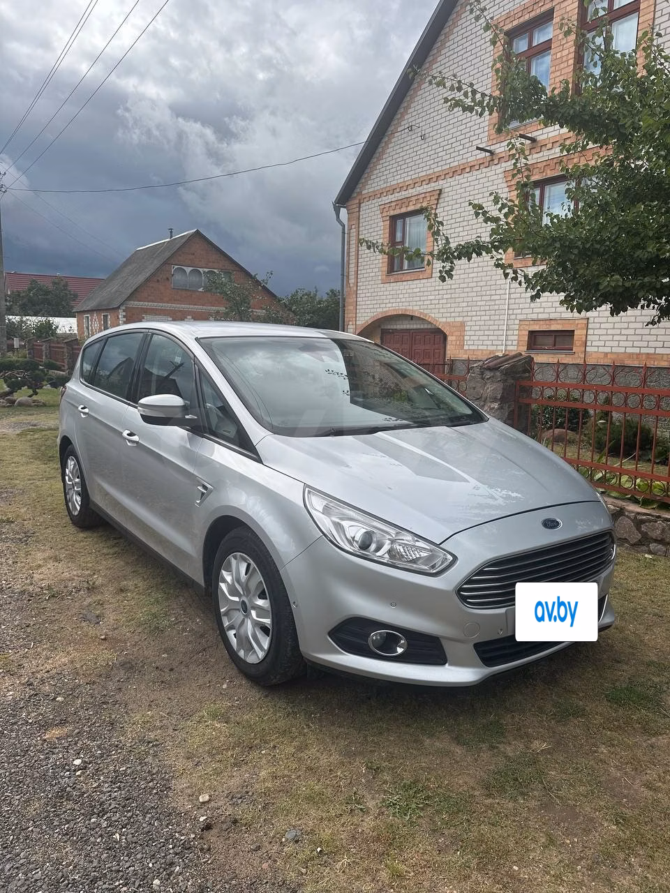 Ford S-MAX фото 3