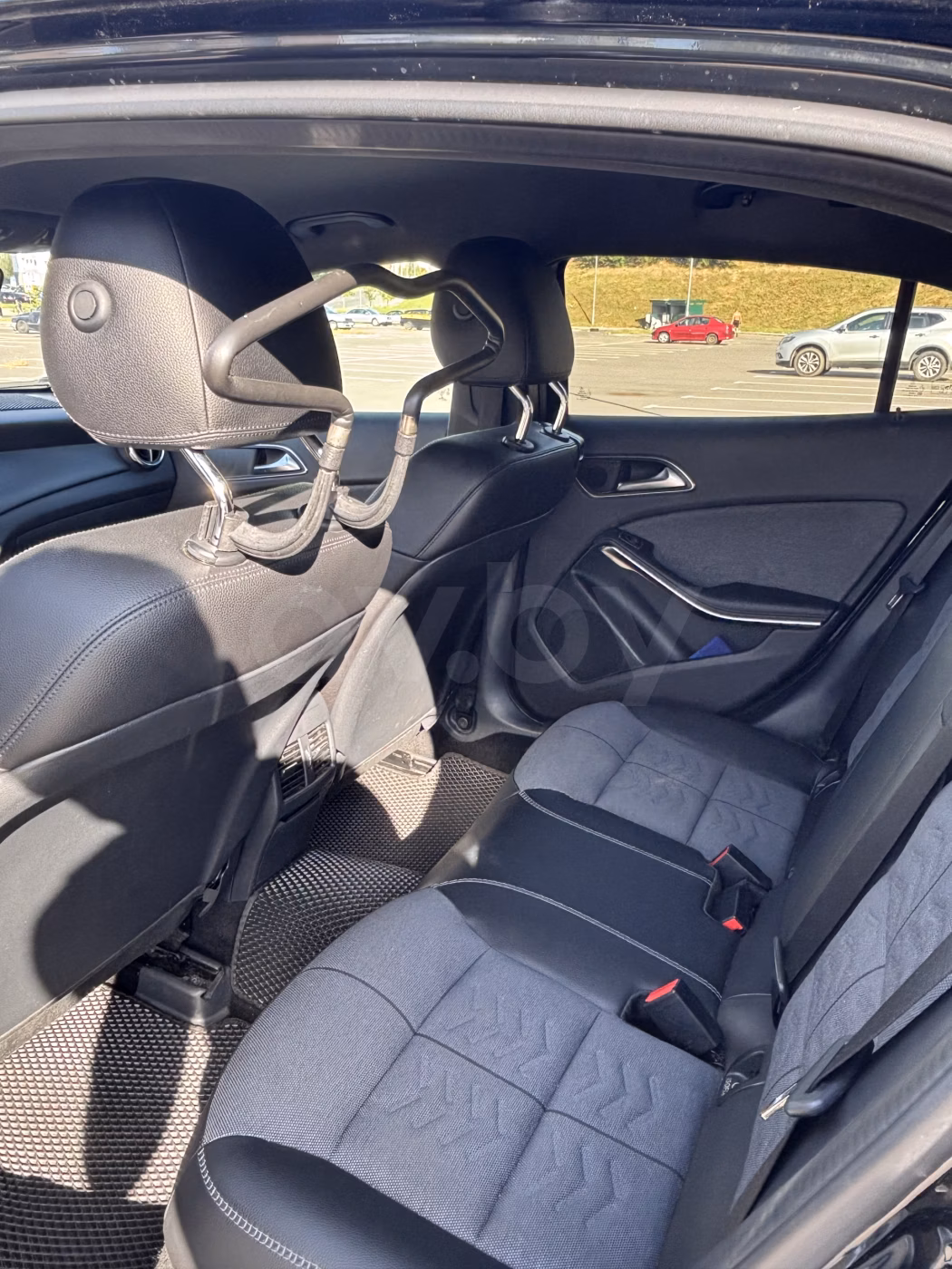 Mercedes-Benz GLA фото 9