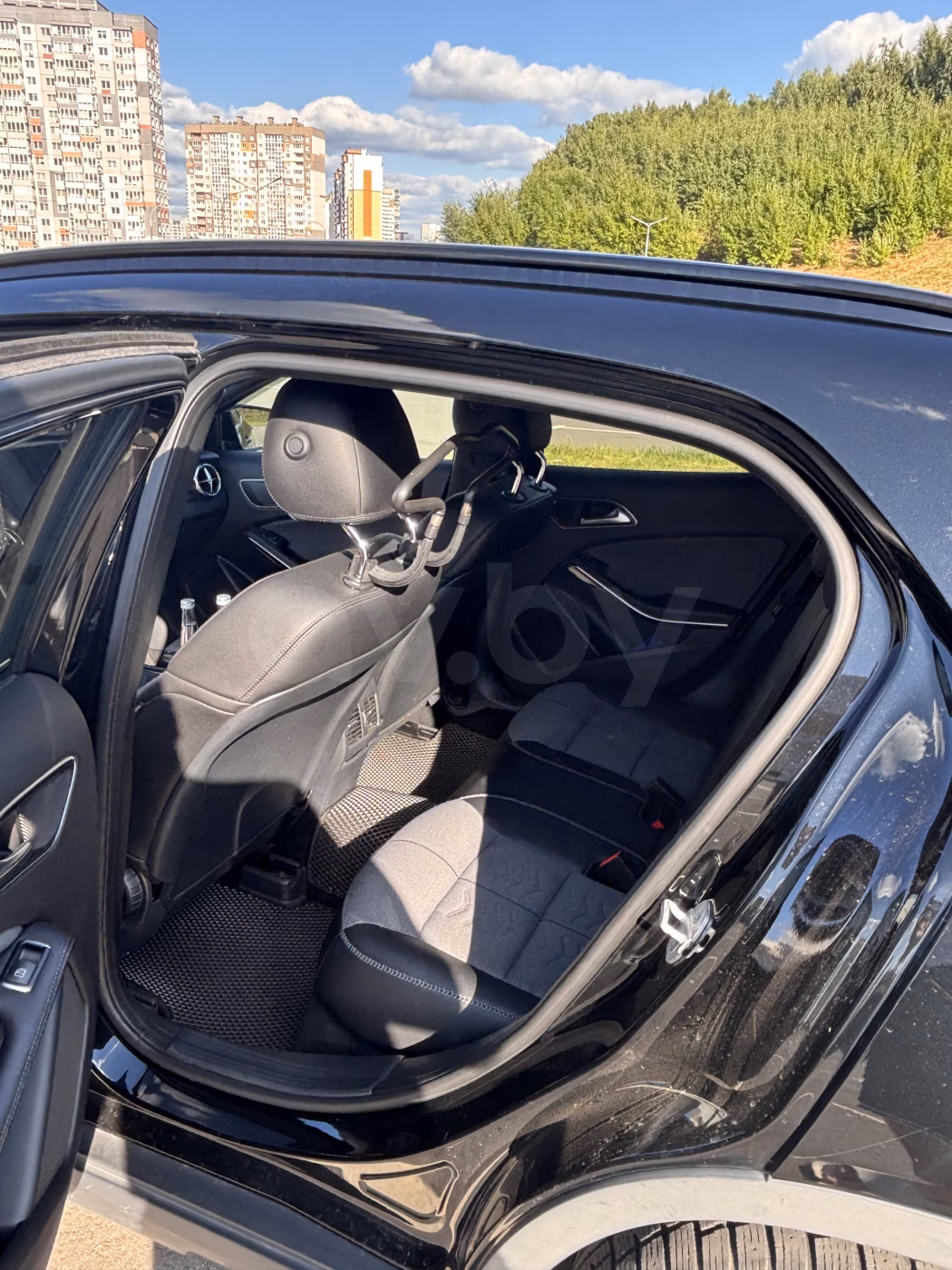 Mercedes-Benz GLA фото 11