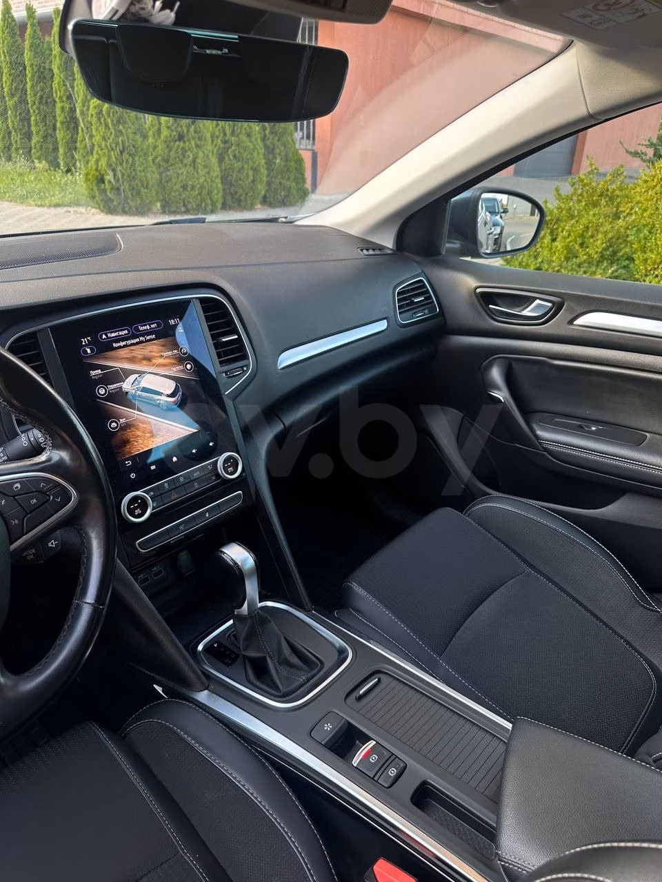 Renault Megane фото 8