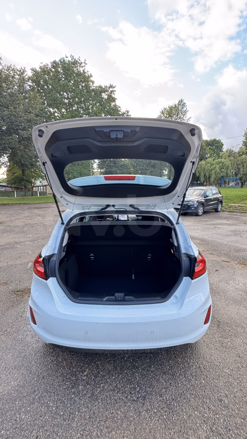 Ford Fiesta фото 22