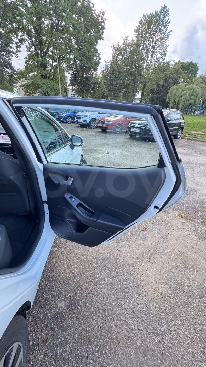 Ford Fiesta фото 20