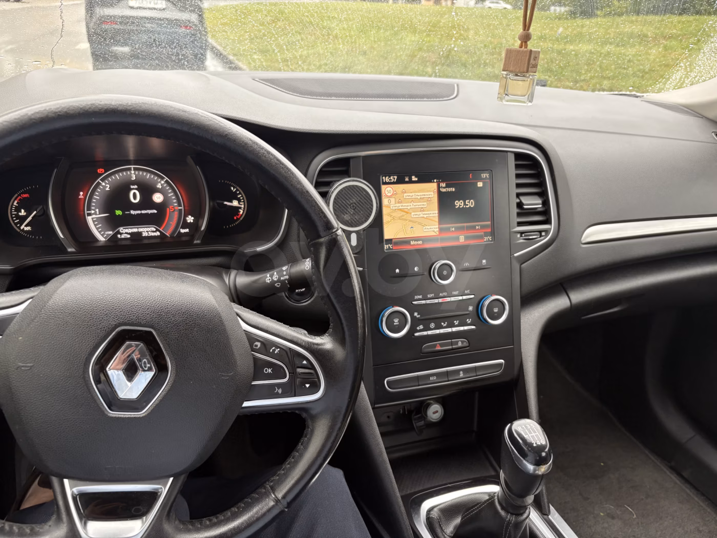 Renault Megane фото 19