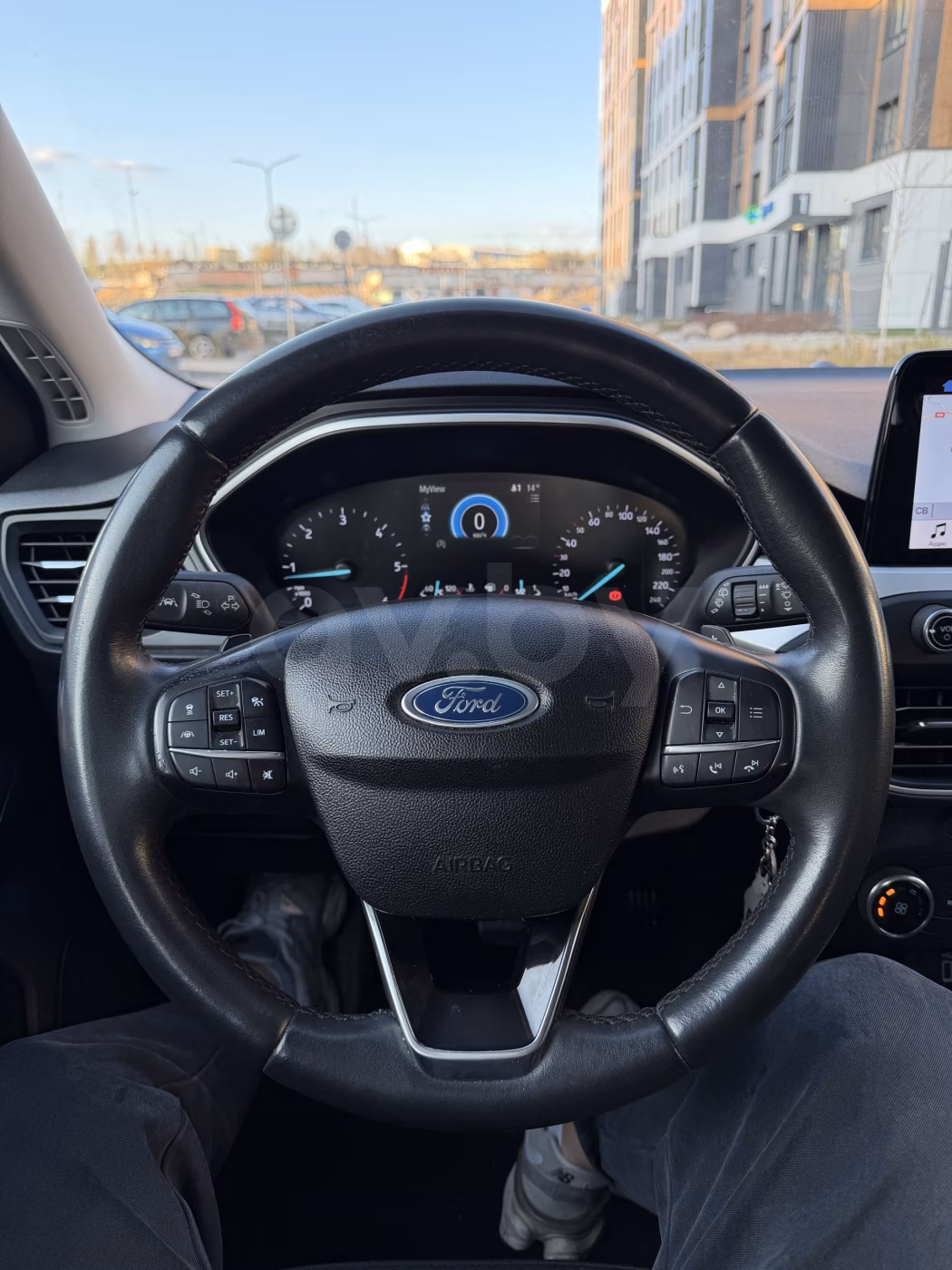 Ford Focus фото 9