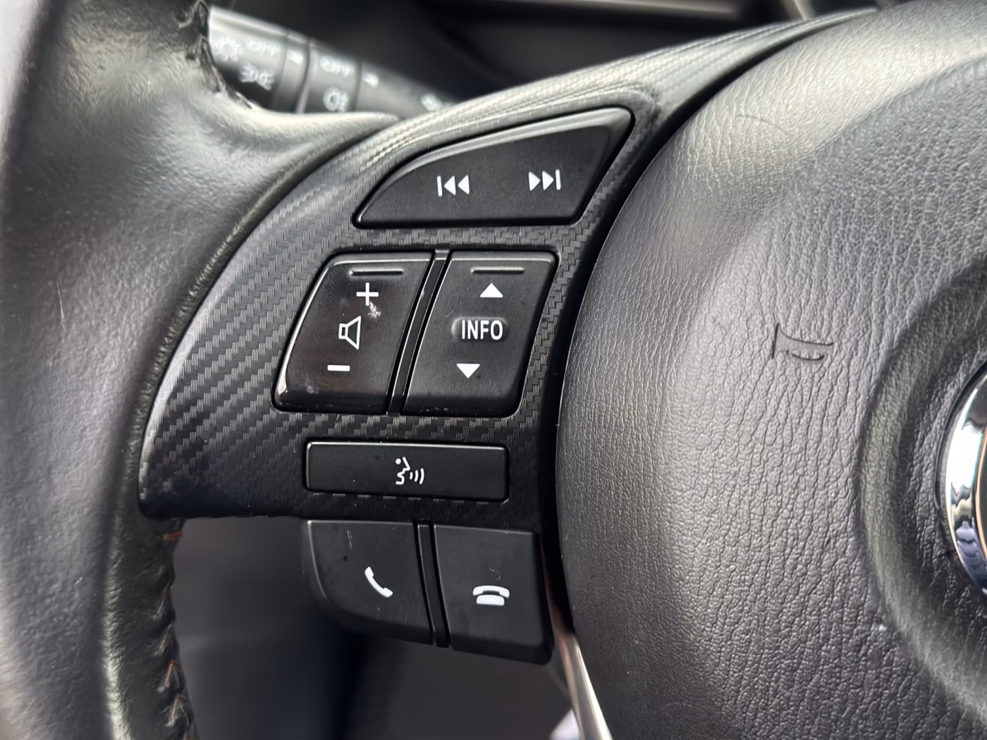 Mazda 3 фото 19