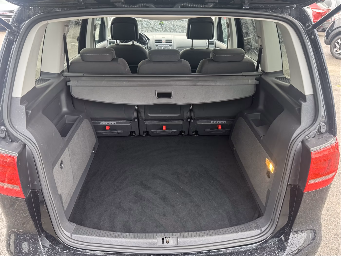 Volkswagen Touran фото 14