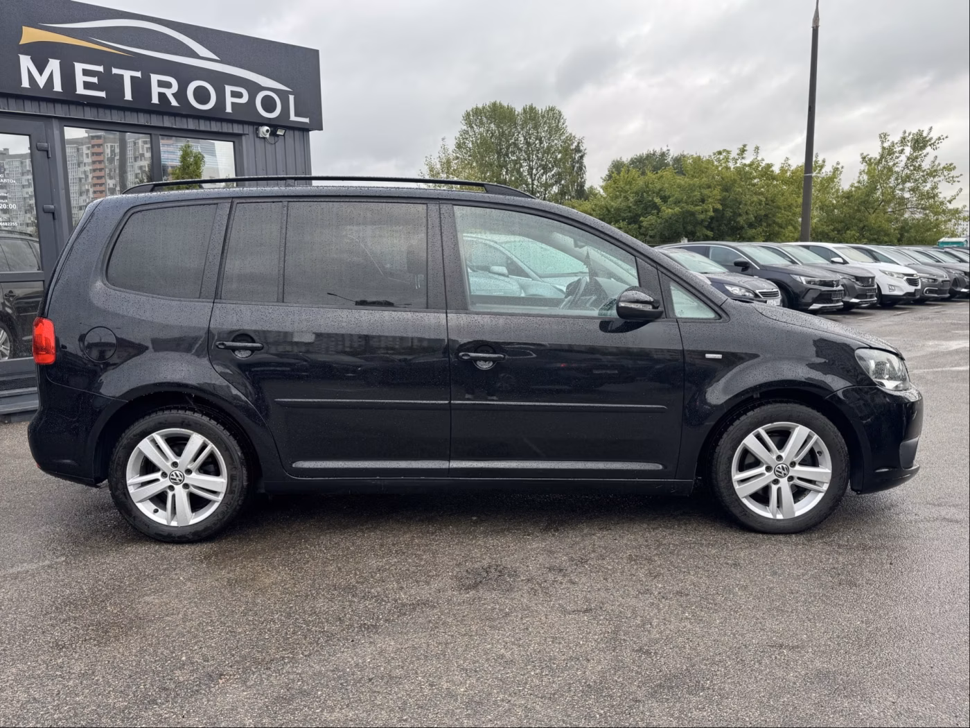 Volkswagen Touran фото 8