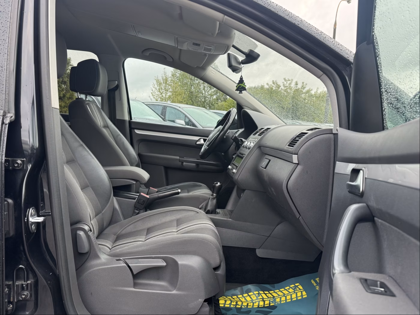 Volkswagen Touran фото 18