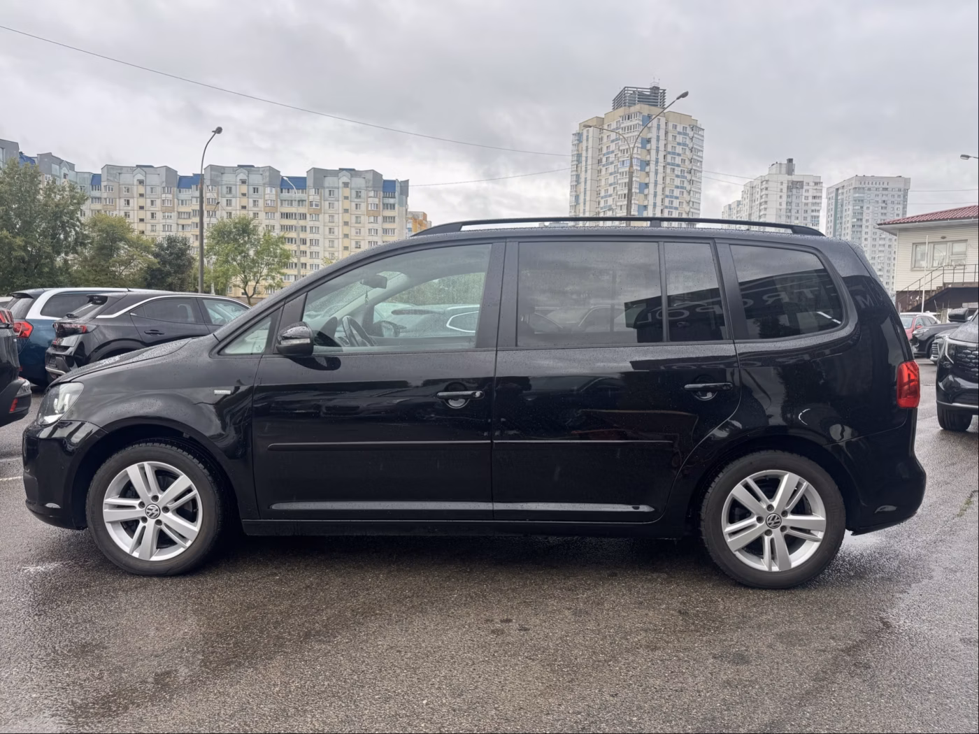 Volkswagen Touran фото 4