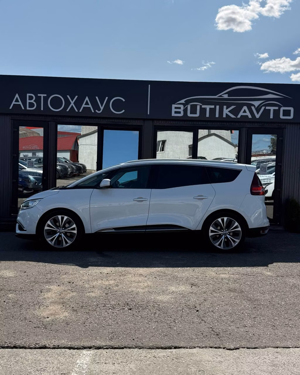 Renault Grand Scenic фото 8