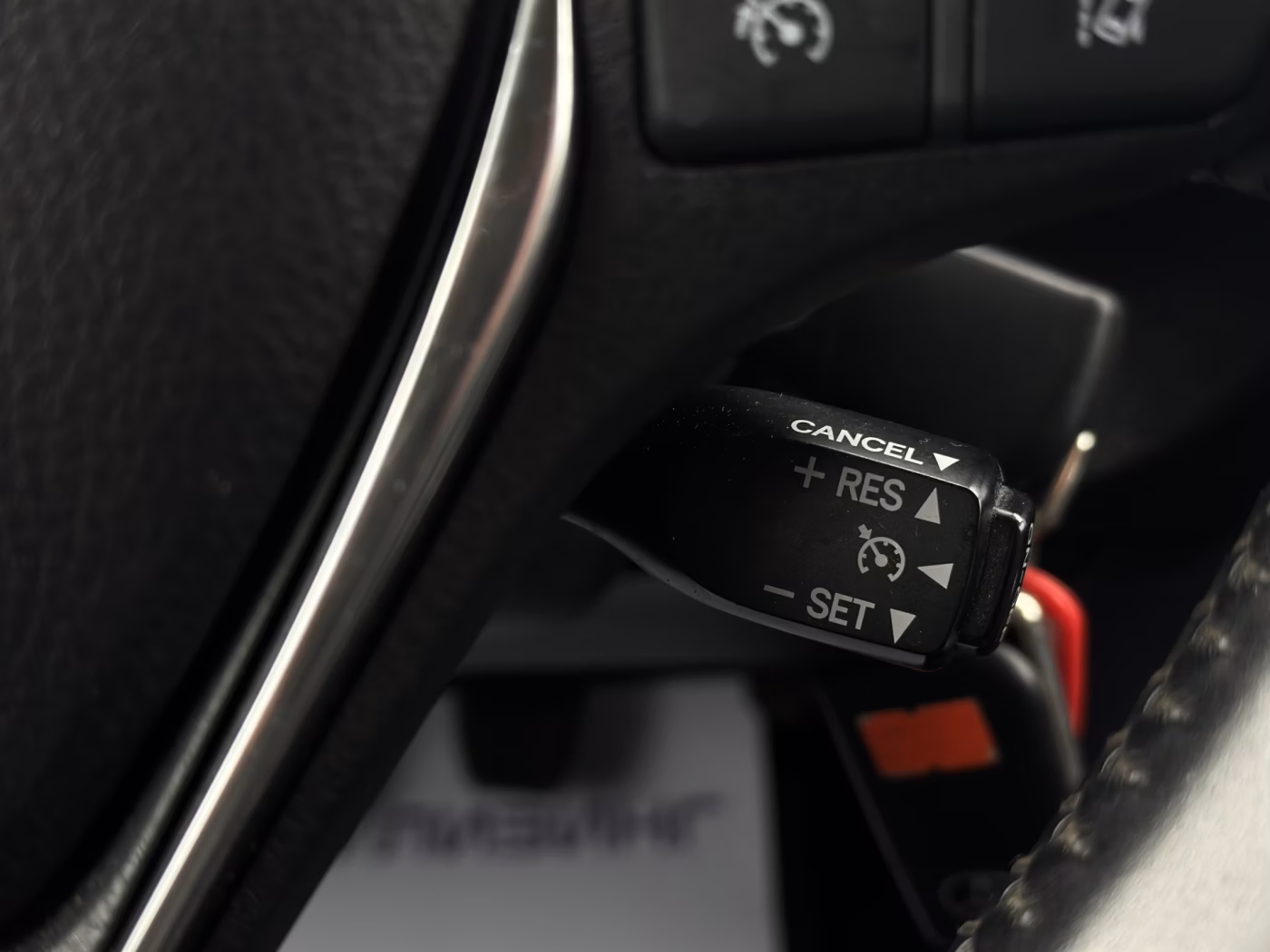Toyota Auris фото 23