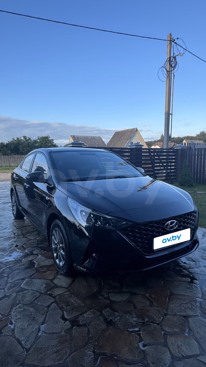 Hyundai Accent фото 2