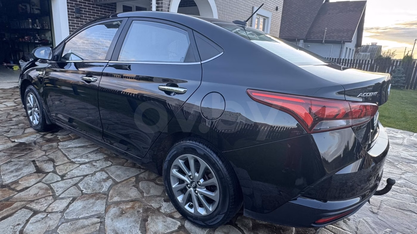 Hyundai Accent фото 4