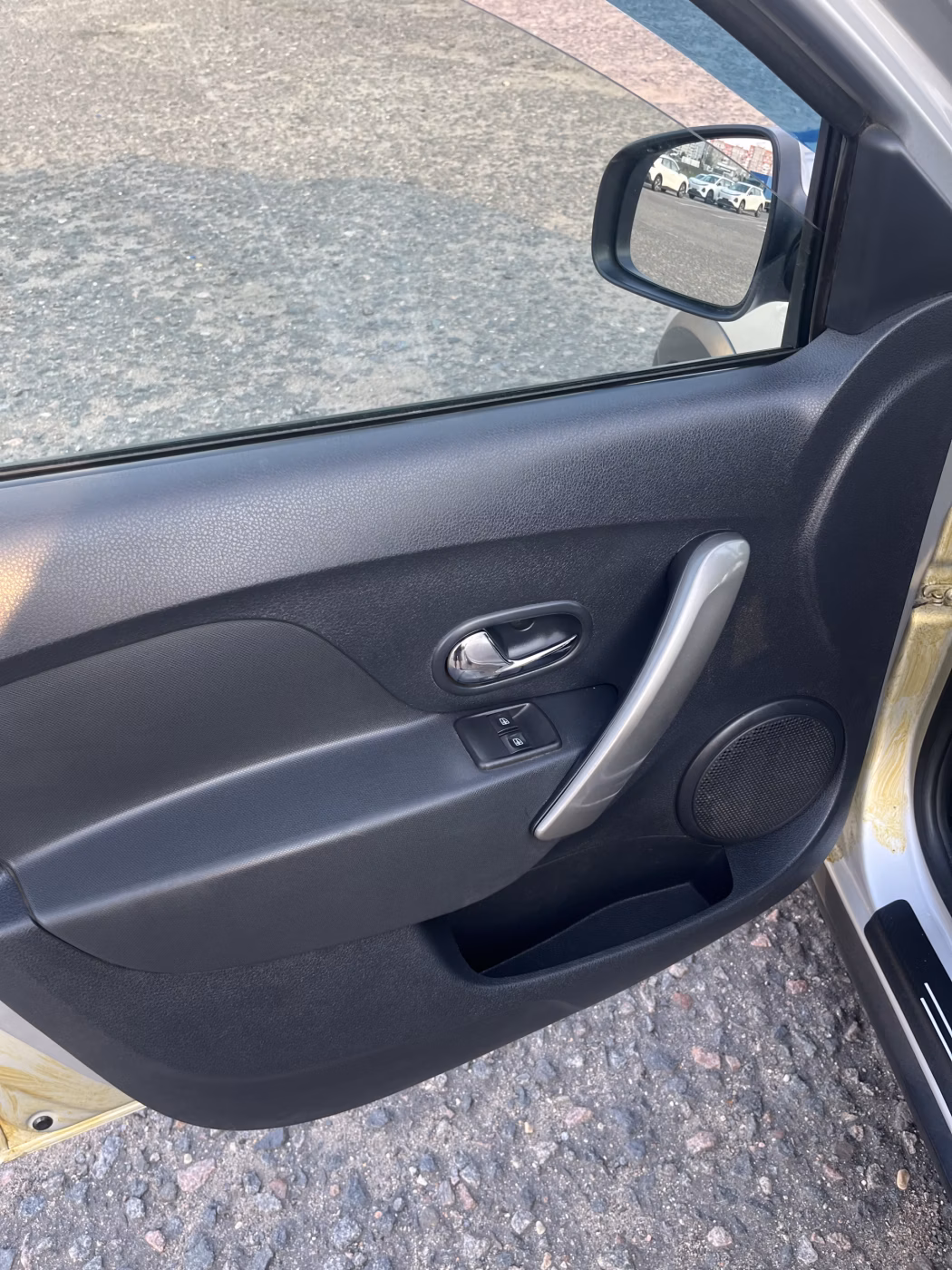 Renault Sandero Stepway фото 13