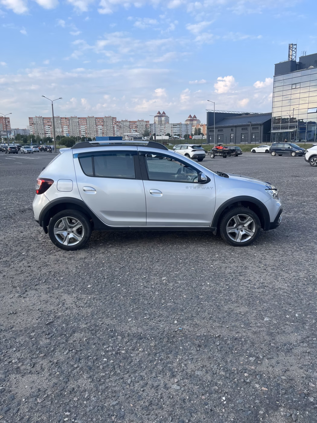 Renault Sandero Stepway фото 4