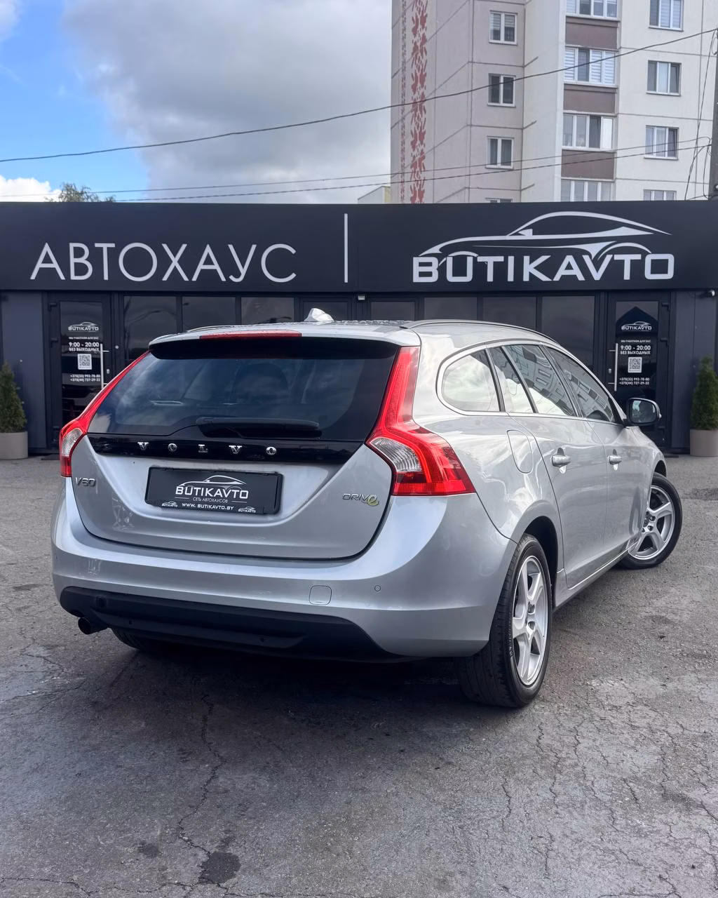 Volvo V60 фото 7