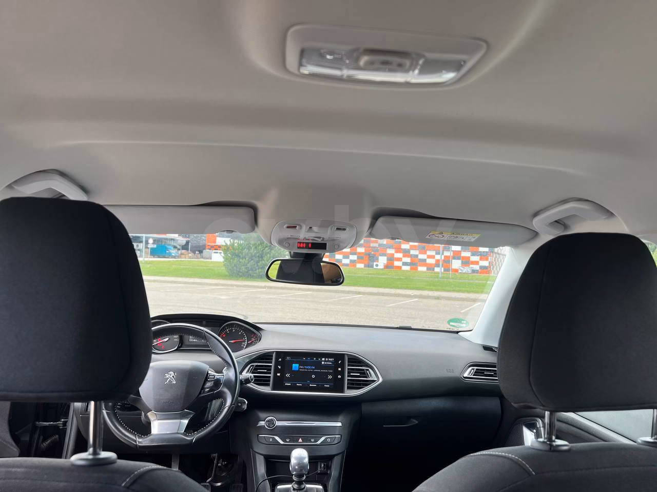 Peugeot 308 фото 15