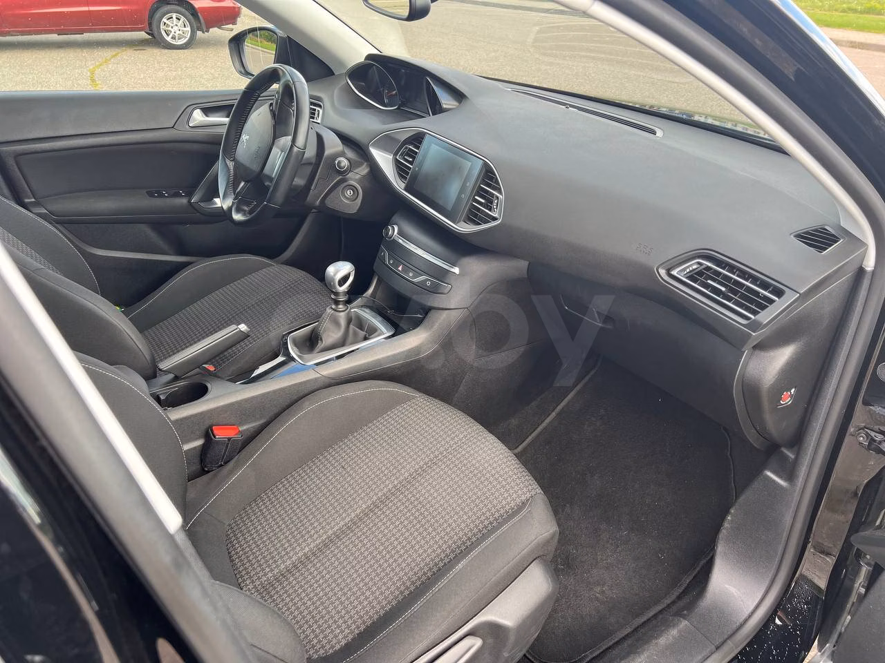 Peugeot 308 фото 10