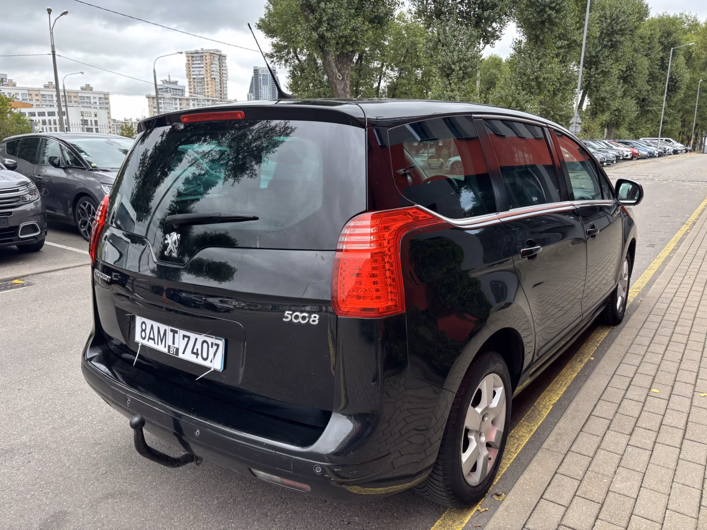 Peugeot 5008 фото 6