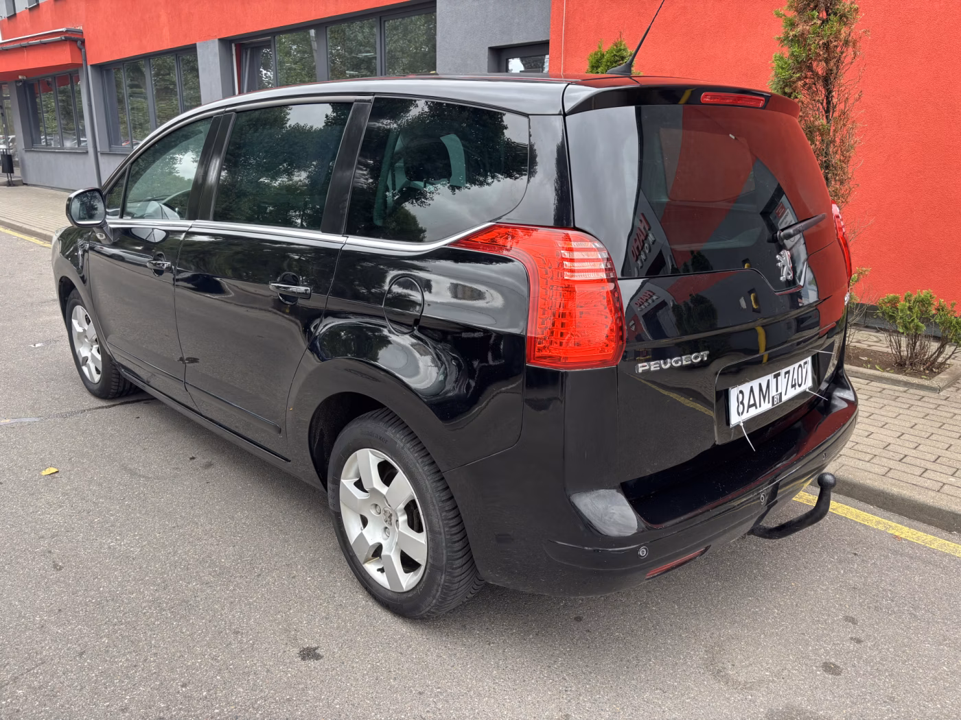 Peugeot 5008 фото 8