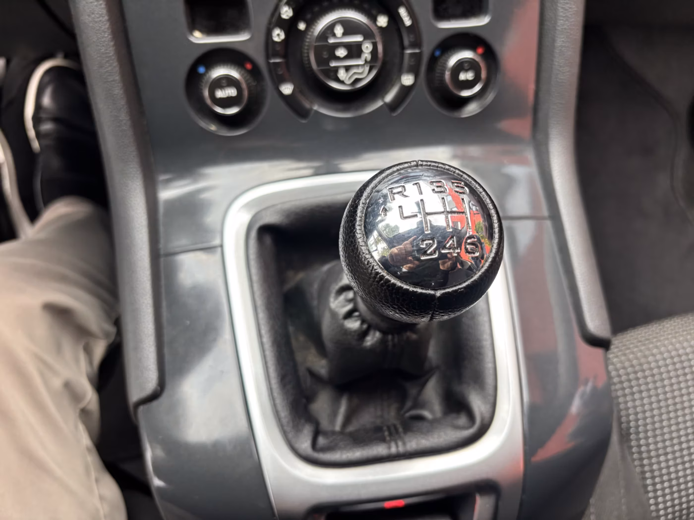 Peugeot 5008 фото 17