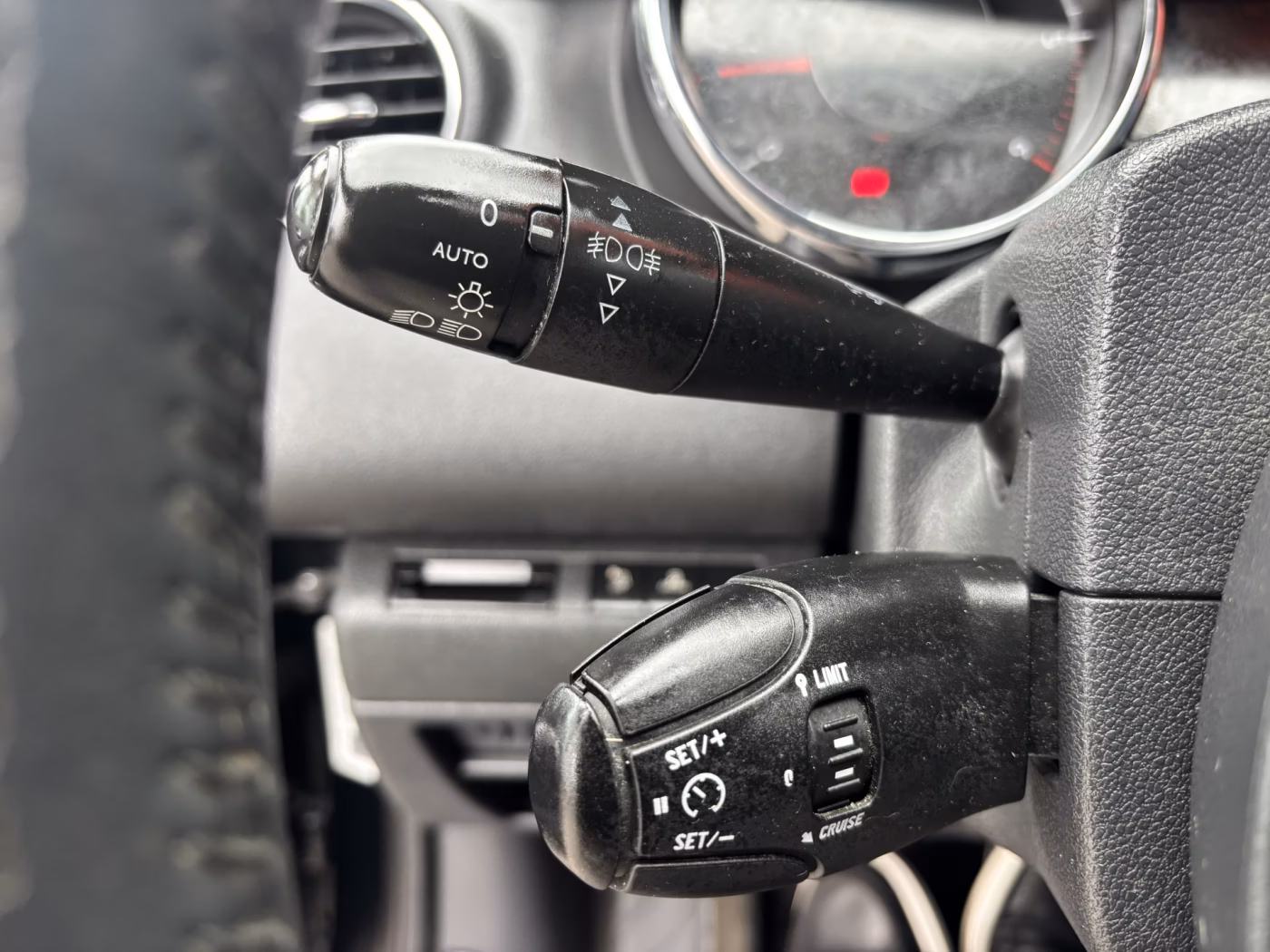 Peugeot 5008 фото 15