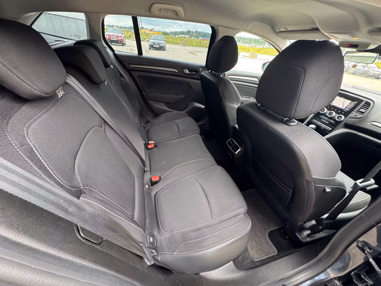 Renault Megane фото 13