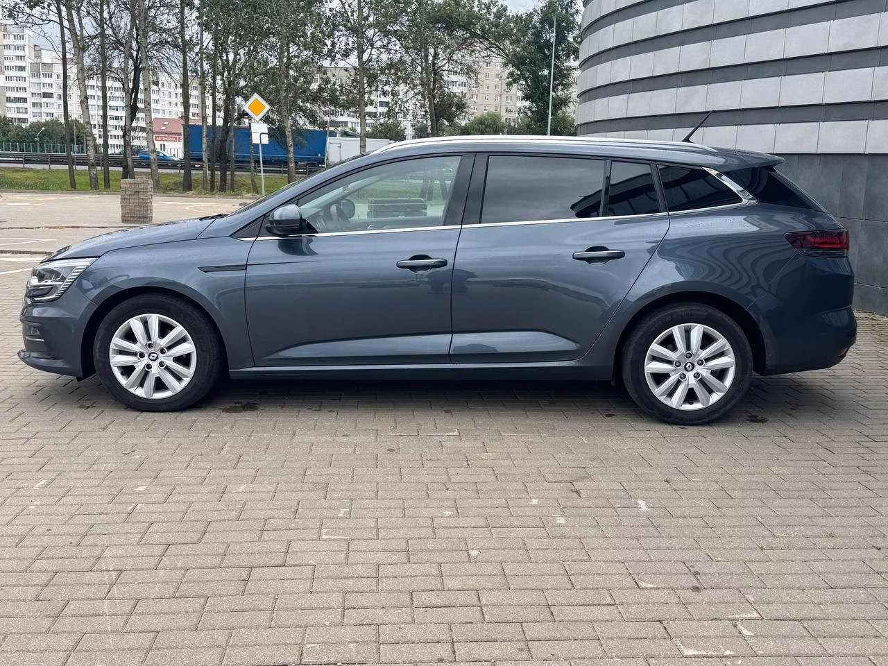 Renault Megane фото 7