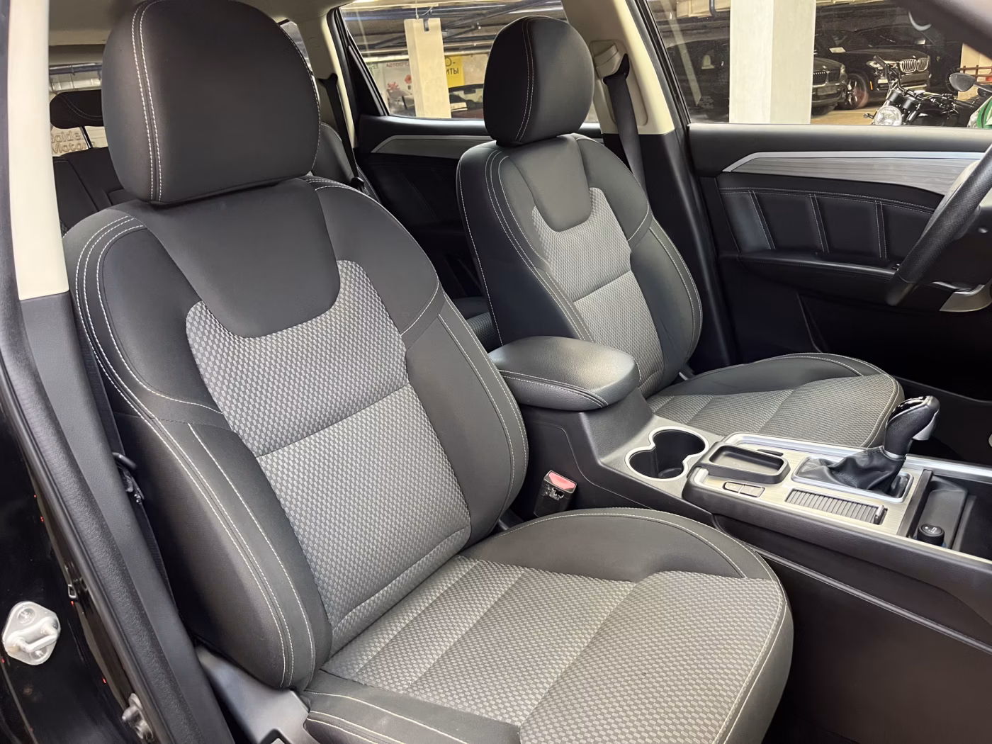 Geely Emgrand X7 фото 7