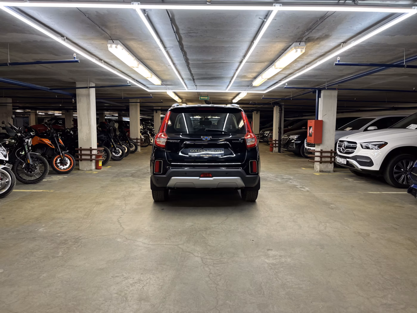 Geely Emgrand X7 фото 5