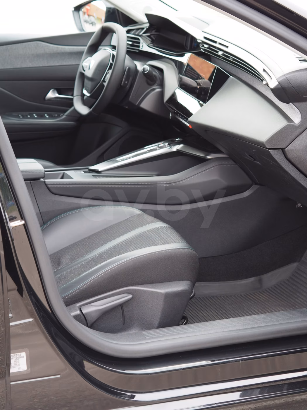 Peugeot 308 фото 15