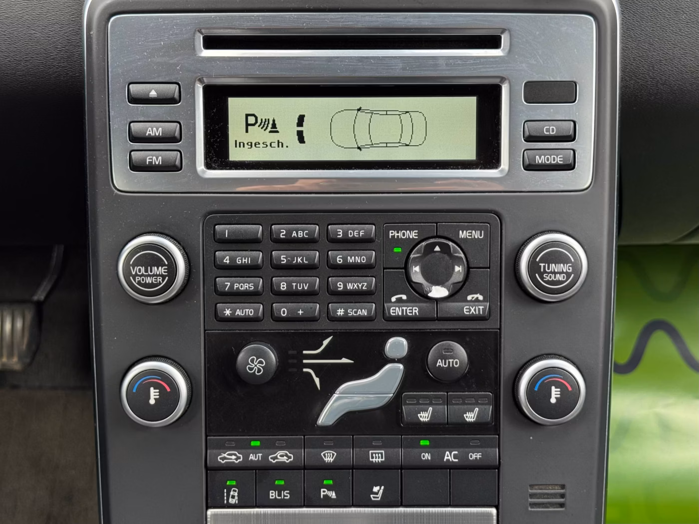 Volvo V70 фото 18