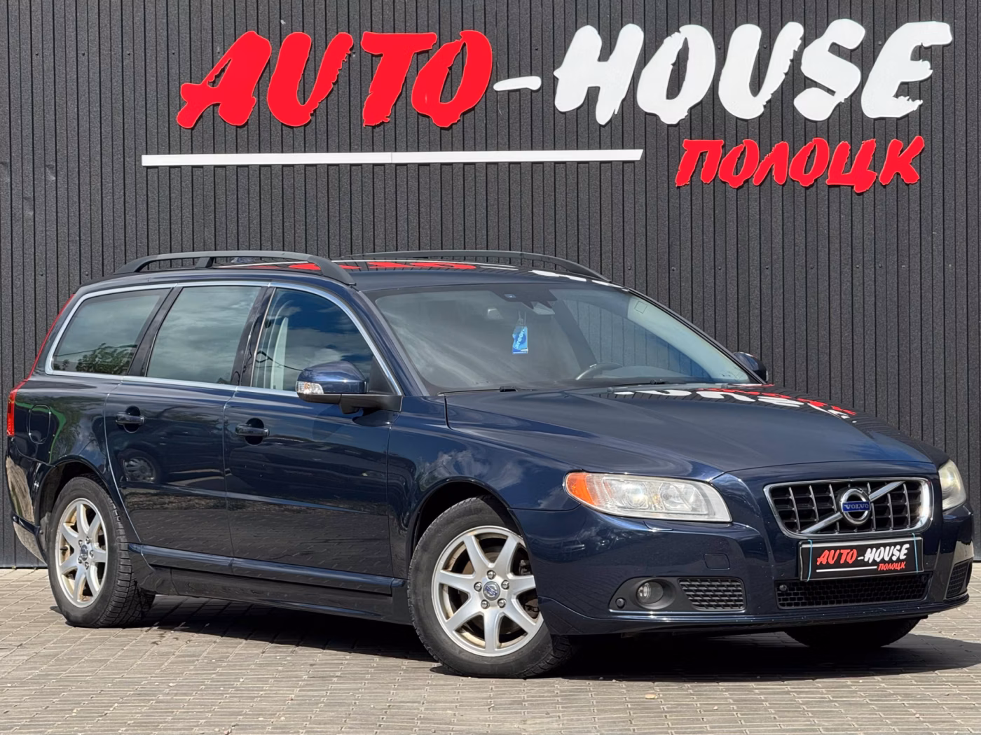 Volvo V70 фото 3