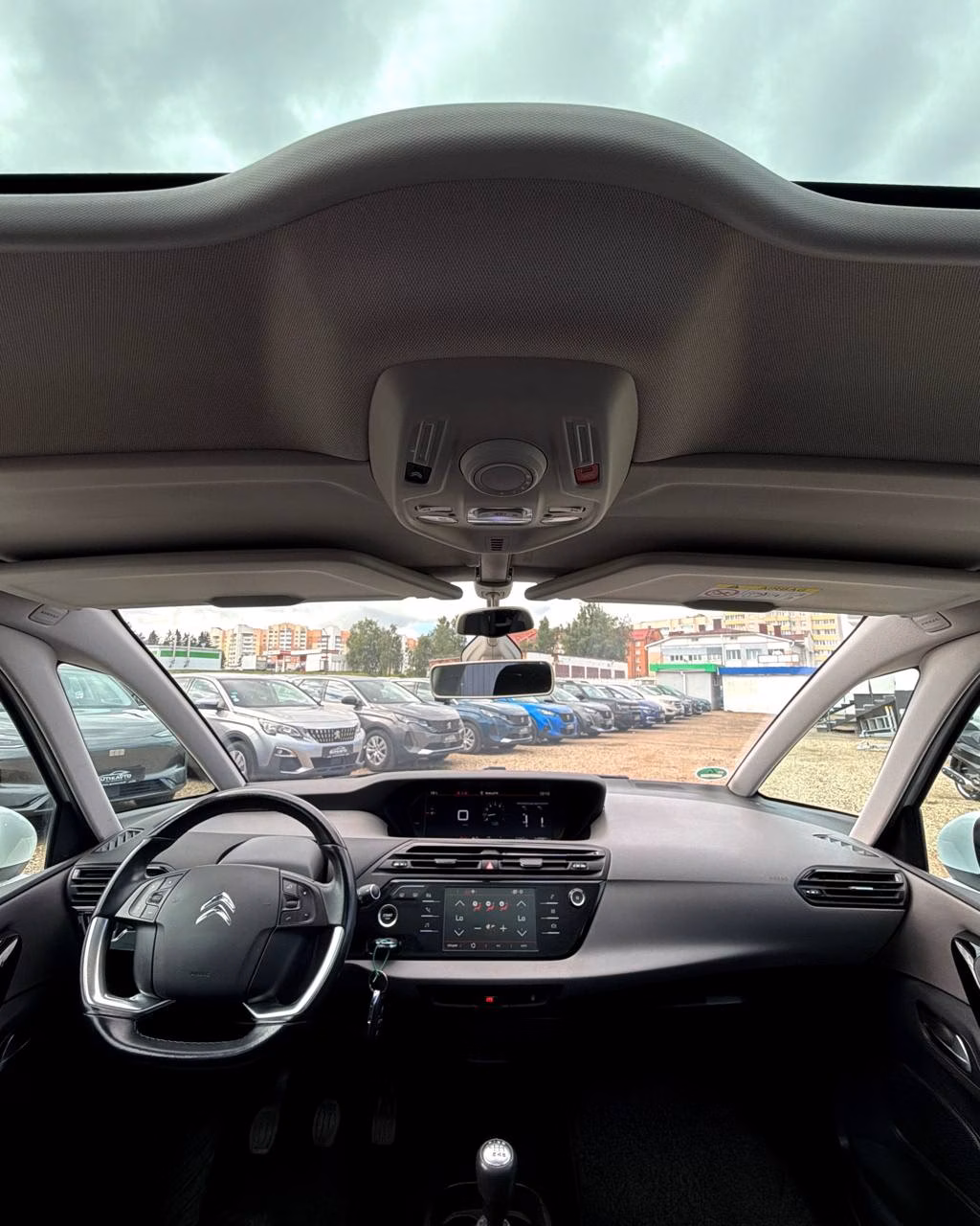 Citroen C4 Picasso фото 12