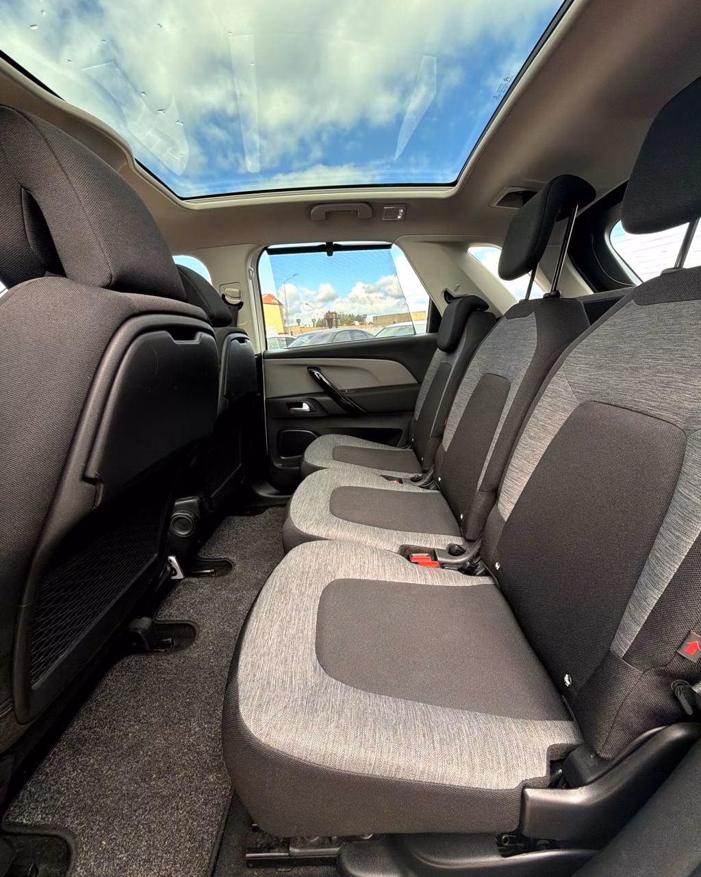 Citroen C4 Picasso фото 15