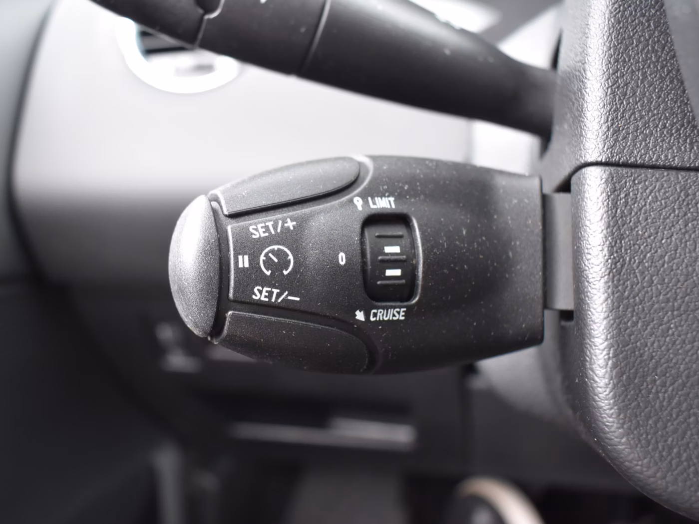 Peugeot 408 фото 22