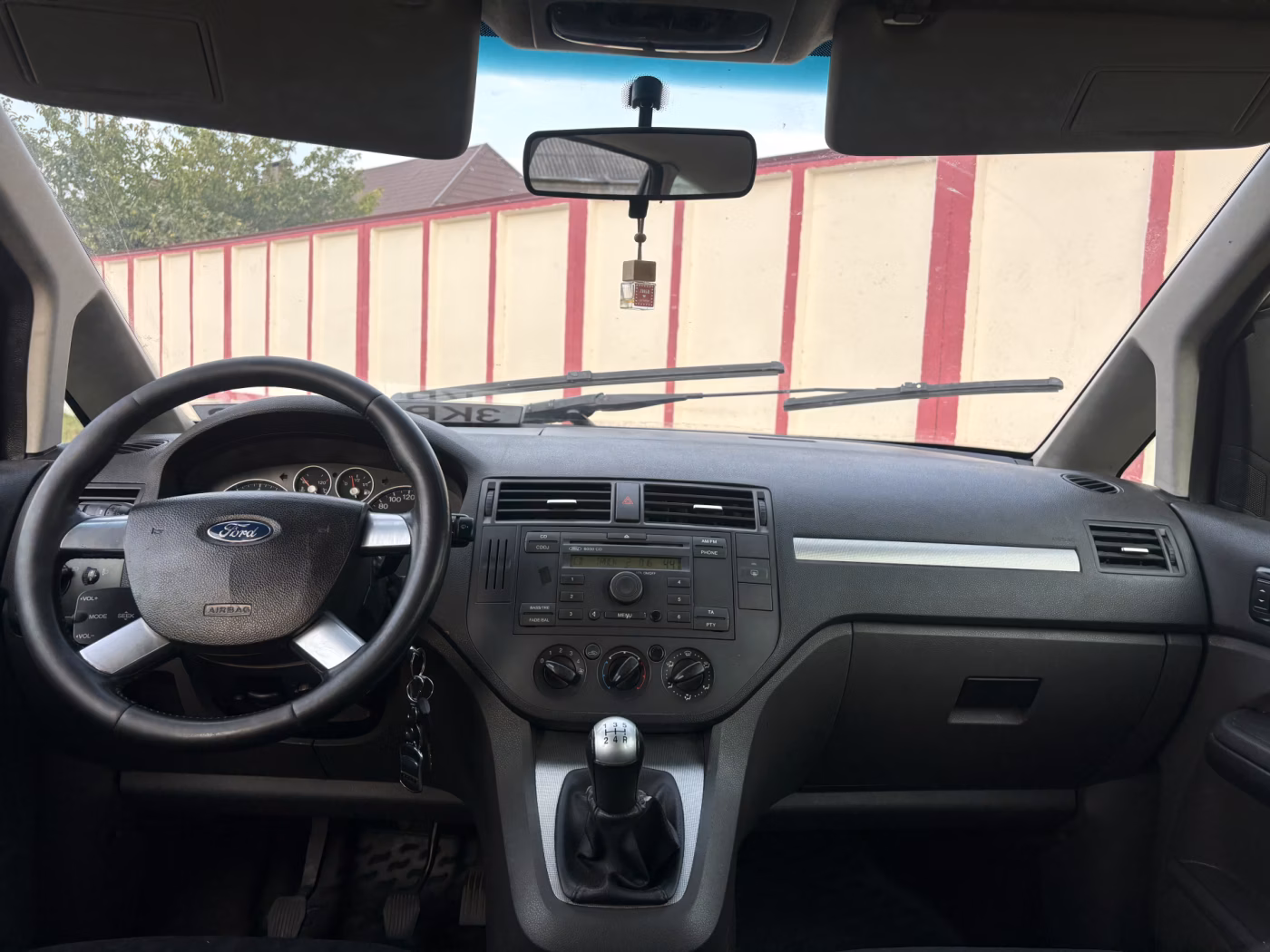 Ford C-MAX фото 9