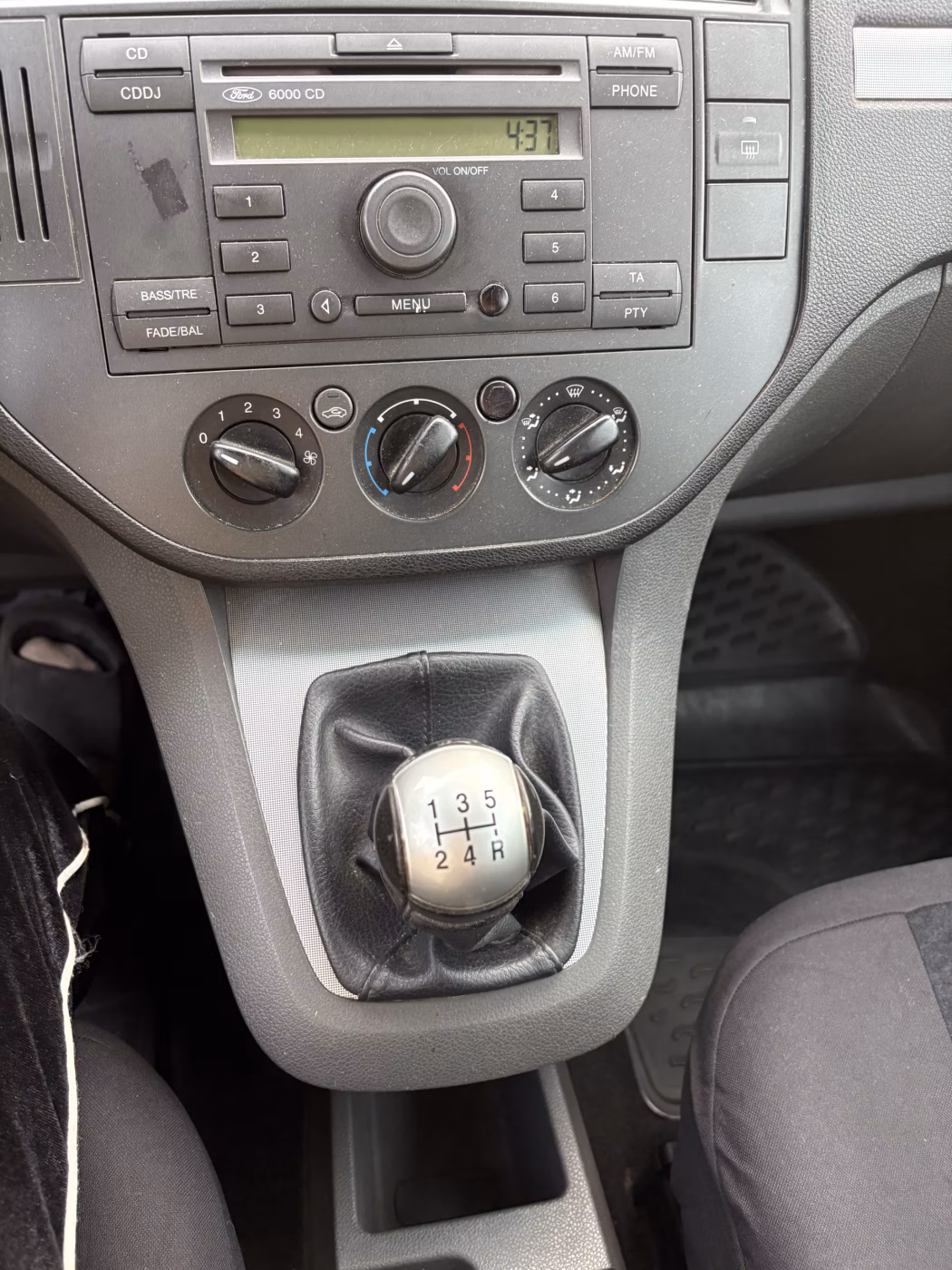 Ford C-MAX фото 20