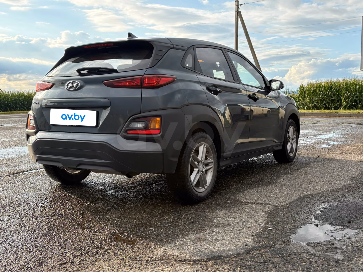 Hyundai Kona фото 6