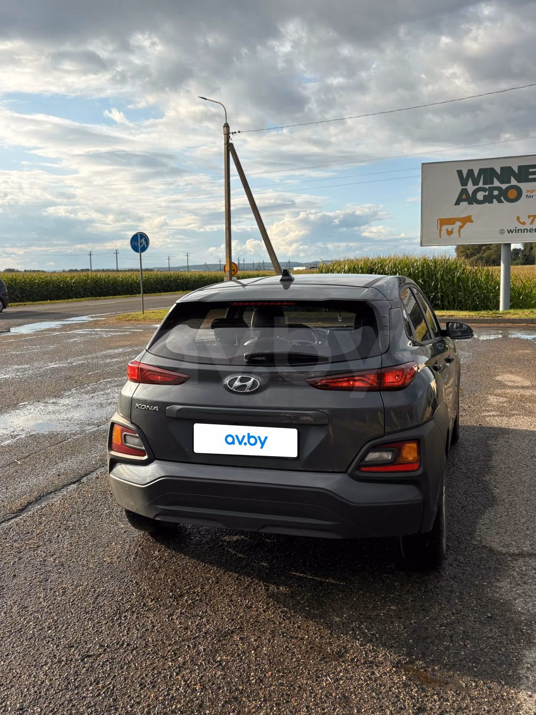 Hyundai Kona фото 7