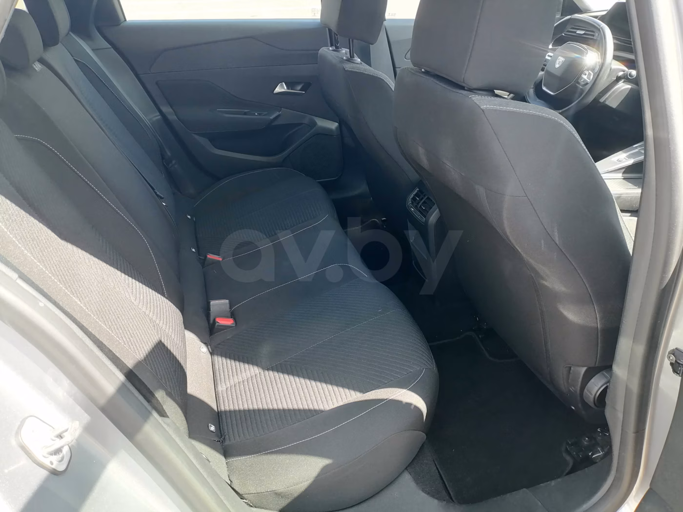 Peugeot 308 фото 14