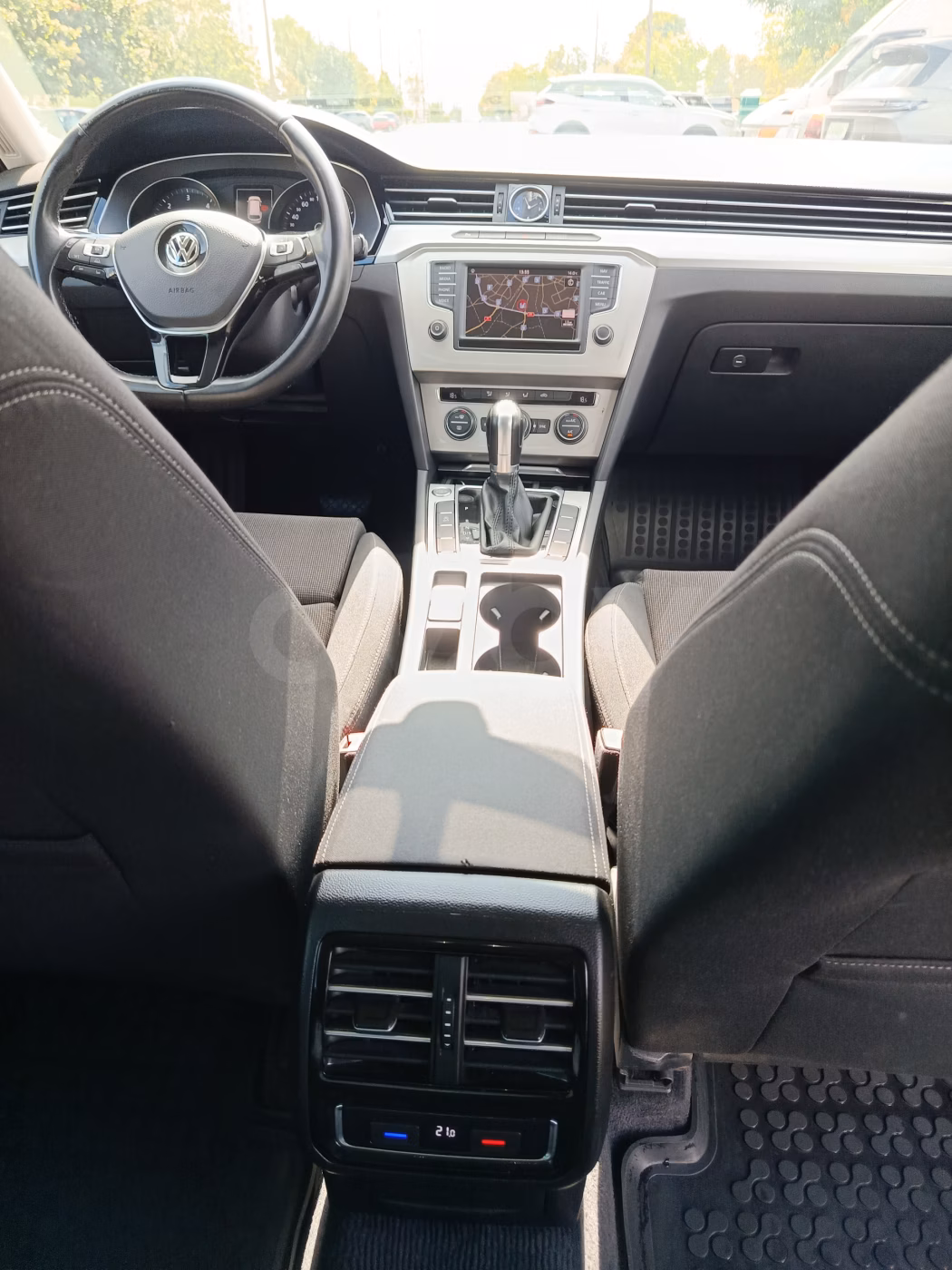 Volkswagen Passat фото 17