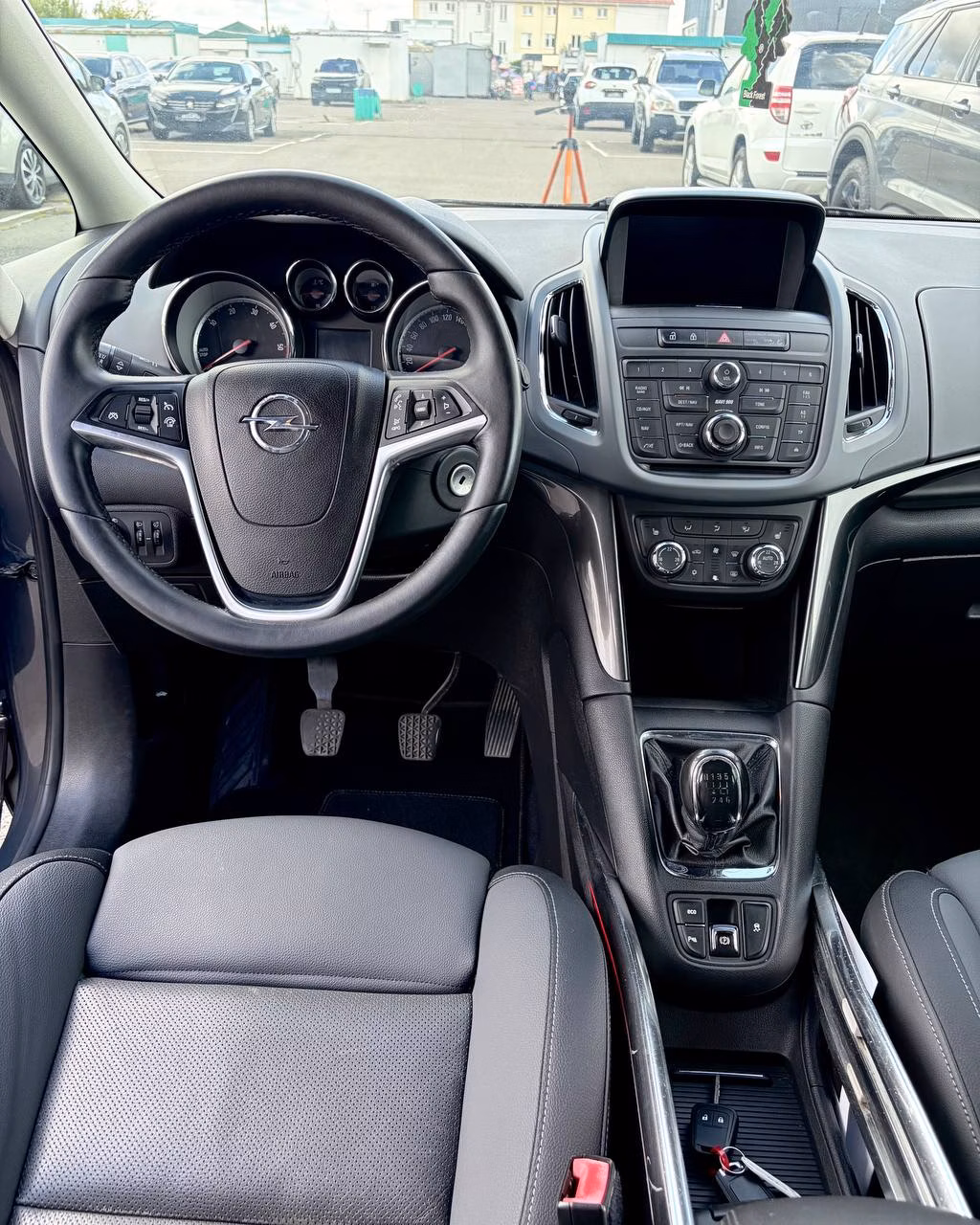 Opel Zafira фото 11