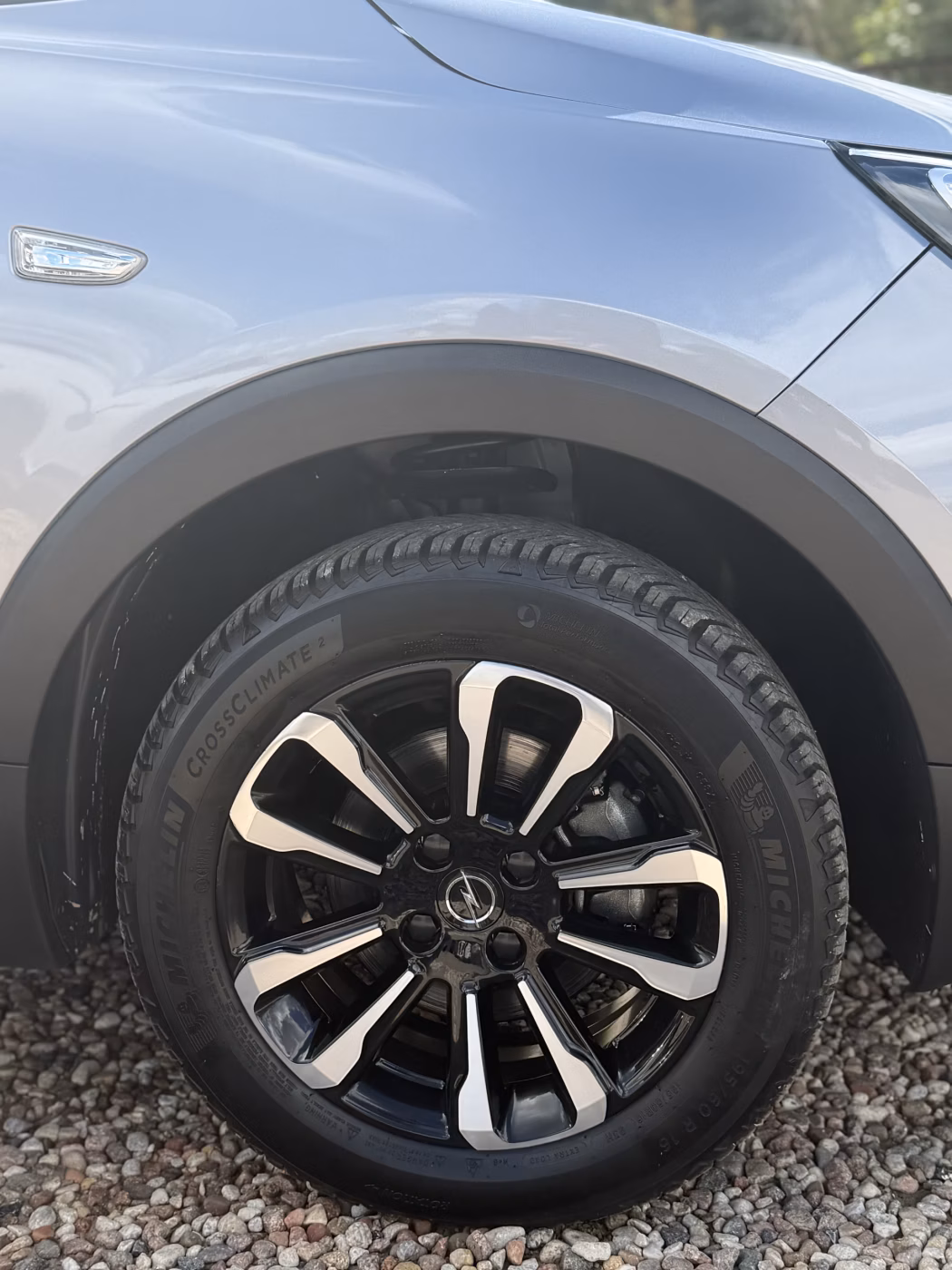 Opel Crossland X фото 9
