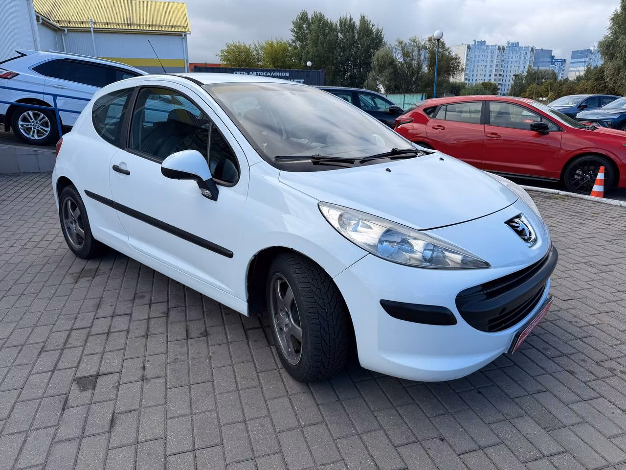 Peugeot 207 фото 4