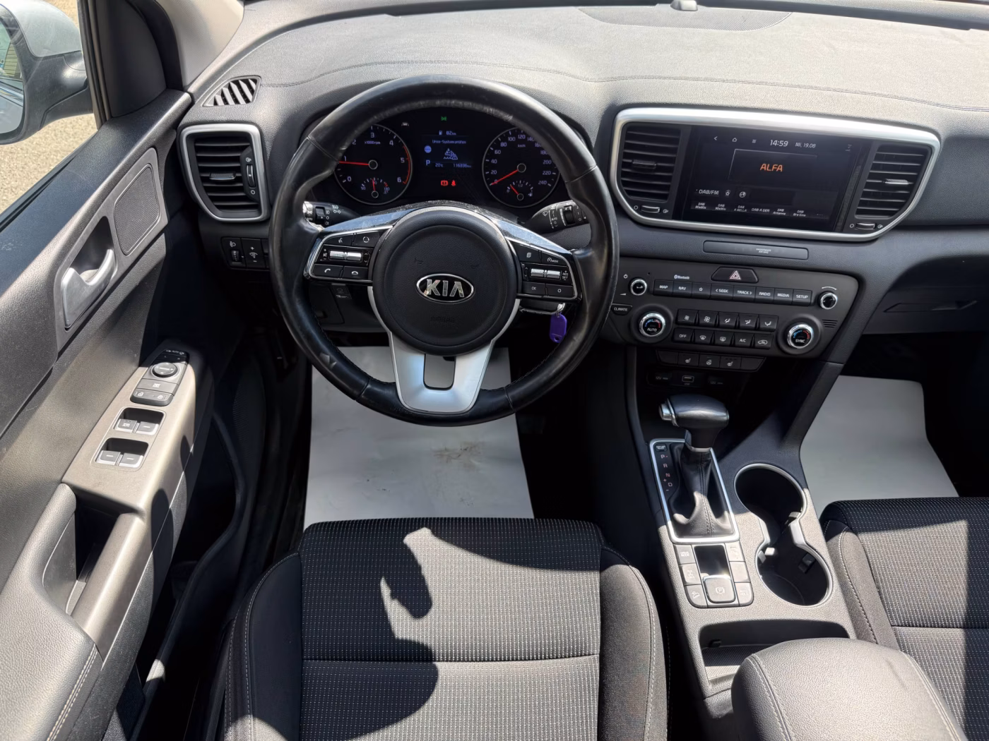 Kia Sportage фото 11