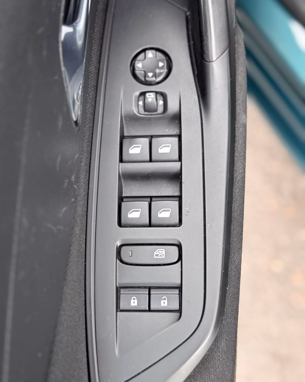 Peugeot 308 фото 16