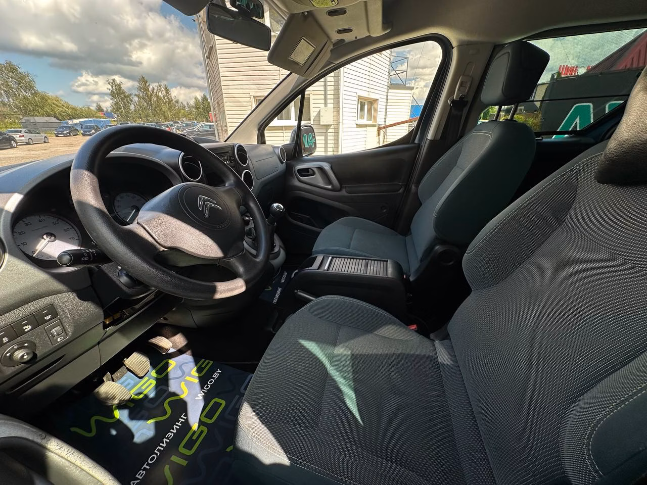 Citroen Berlingo фото 11