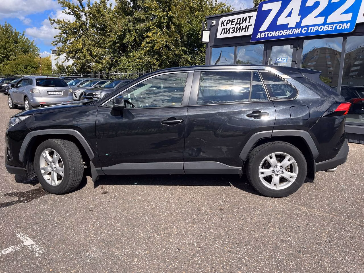 Toyota RAV4 фото 8